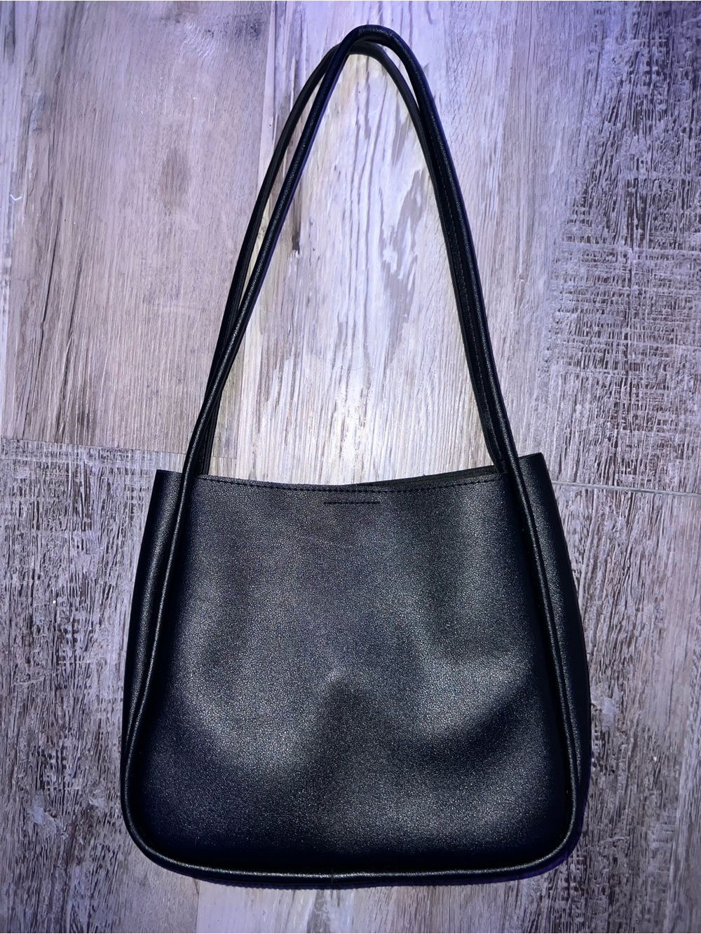 Classic Black Pacsun Shoulder Bag - Sleek Everyday Mini Tote